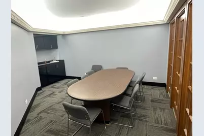 340 W Butterfield Road #4D, Elmhurst, IL 60126 - Photo 5