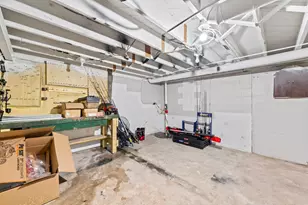 660 1st St, Crete, IL 60417 - Photo 19