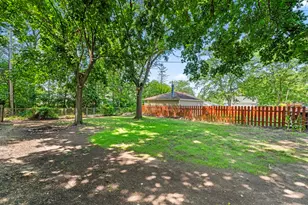 660 1st St, Crete, IL 60417 - Photo 17