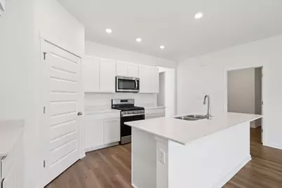 2428 Plains Drive, Pingree Grove, IL 60140 - Photo 15