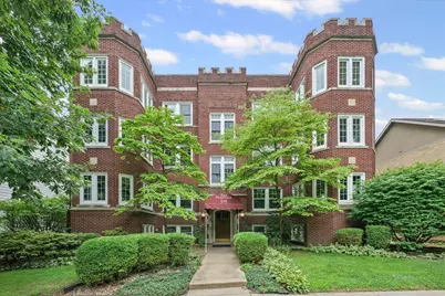 305 W University Avenue #4, Champaign, IL 61820 - Photo 1