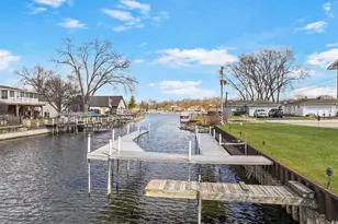 3000 Miller Dr, McHenry, IL 60050 - Photo 9