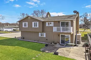 3000 Miller Dr, McHenry, IL 60050 - Photo 7