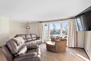 3000 Miller Dr, McHenry, IL 60050 - Photo 11