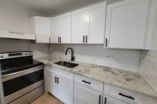 2402 Algonquin Rd, Rolling Meadows, IL 60008 - Photo 19