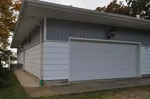 24111 64th Pl, Paddock Lake, WI 53168 - Photo 3