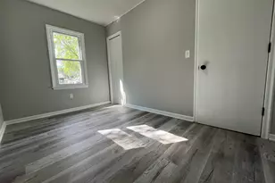 836 S Sumner Ave, Aurora, IL 60505 - Photo 11