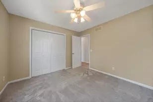 4406 Crossgate Dr, Champaign, IL 61822 - Photo 41