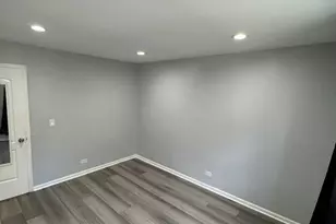 5950 N Kenmore Ave, Chicago, IL 60660 - Photo 9