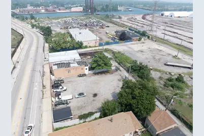 9375 S Ewing Avenue, Chicago, IL 60617 - Photo 3