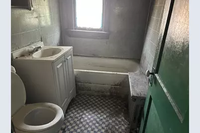 149 E 120th Place, Chicago, IL 60628 - Photo 7