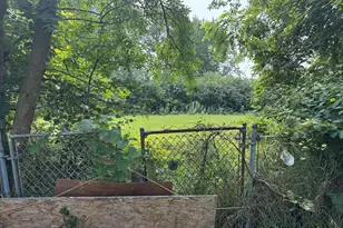 421 E Wise Rd, Schaumburg, IL 60193 - Photo 3