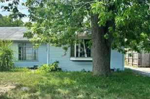 14044 S Grace Ave, Robbins, IL 60472 - Photo 1