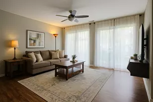 2132 Berkley Ct, Naperville, IL 60565 - Photo 3