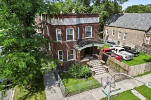 5758 S Honore St, Chicago, IL 60636 - Photo 3