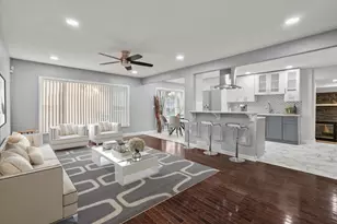 16327 Dobson Ave, South Holland, IL 60473 - Photo 3