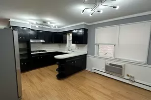 6118 W Gunnison St, Chicago, IL 60630 - Photo 9