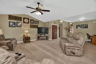 80 E Spring Rd, Coal City, IL 60416 - Photo 7