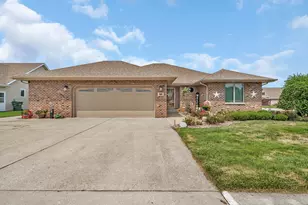 80 E Spring Rd, Coal City, IL 60416 - Photo 1