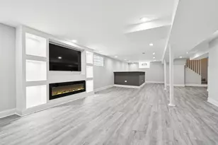 2134 E 91st St, Chicago, IL 60617 - Photo 17