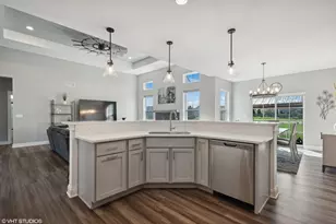 16332 S Forest Edge Dr, Plainfield, IL 60586 - Photo 5