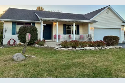 5770 Indian Trail, Rochelle, IL 61068 - Photo 1