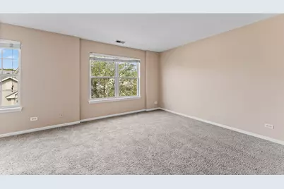 582 Holiday Lane, Hainesville, IL 60073 - Photo 23