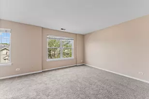 582 Holiday Ln, Hainesville, IL 60073 - Photo 23