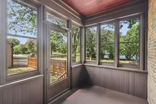 5253 Cleveland St, Skokie, IL 60077 - Photo 41