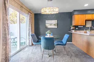 533 Mallard Ln, Sugar Grove, IL 60554 - Photo 3