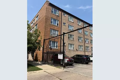 2424 W Estes Avenue #3B, Chicago, IL 60645 - Photo 1