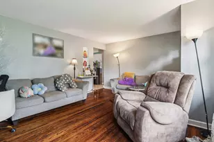 23W285 Armitage Ave, Glen Ellyn, IL 60137 - Photo 7