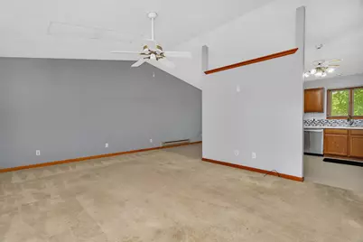 641 N Jackson Avenue, Bradley, IL 60915 - Photo 5