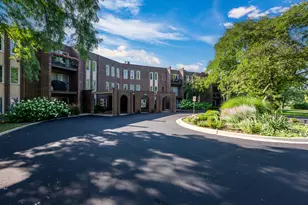 1450 Sandpebble Dr, Wheeling, IL 60090 - Photo 1