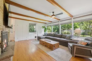 2017 Bosworth Ln, Northfield, IL 60093 - Photo 5