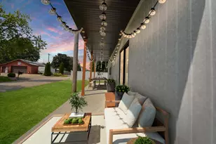 317 Waterford Estates Dr, Bloomington, IL 61704 - Photo 3