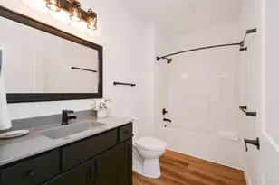 317 Waterford Estates Dr, Bloomington, IL 61704 - Photo 29