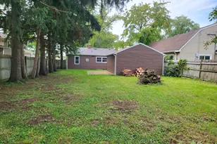 3811 N Park St, Westmont, IL 60559 - Photo 3