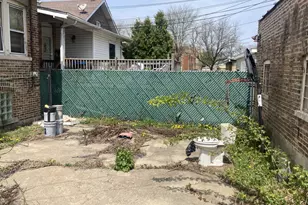 8115 S Rhodes Ave, Chicago, IL 60619 - Photo 3