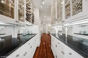 3500 N Lake Shore Dr, Chicago, IL 60657 - Photo 17