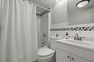 415 S Lake Shore Dr, Lake Geneva, WI 53147 - Photo 15