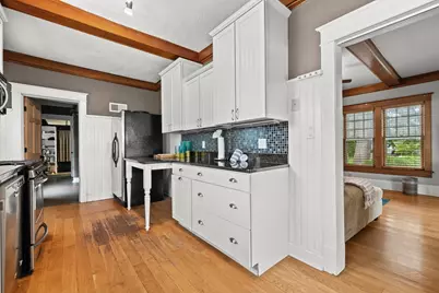 415 S Lake Shore Drive, Lake Geneva, WI 53147 - Photo 9