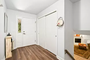 28W266 Hillview Ave, West Chicago, IL 60185 - Photo 3