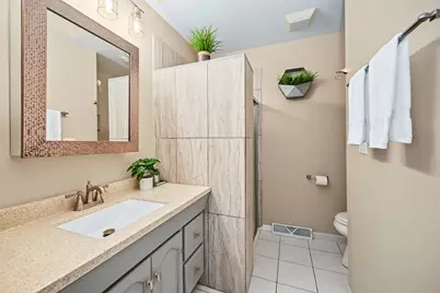 28W266 Hillview Avenue, West Chicago, IL 60185 - Photo 15