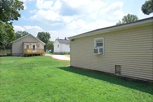 1617 Pine St, Ottawa, IL 61350 - Photo 15