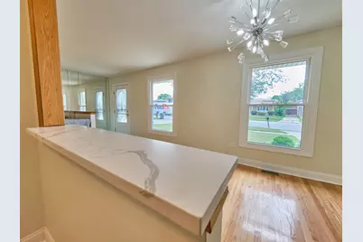 18207 Ravisloe Terrace, Country Club Hills, IL 60478 - Photo 7