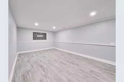 18207 Ravisloe Terrace, Country Club Hills, IL 60478 - Photo 17