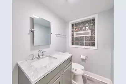 18207 Ravisloe Terrace, Country Club Hills, IL 60478 - Photo 15