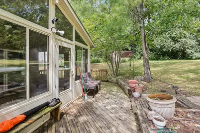 710 Greenbriar Lane, Lindenhurst, IL 60046 - Photo 33