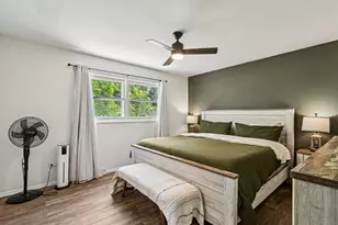 710 Greenbriar Ln, Lindenhurst, IL 60046 - Photo 15